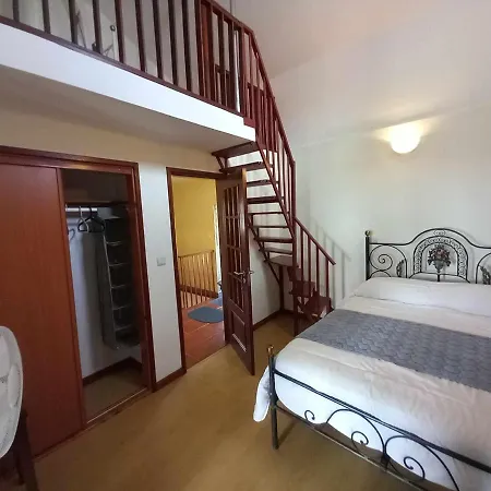 Nyaraló Serrado Da Eira *